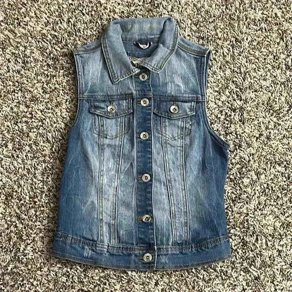 YMI jeans Sleeveless Denim Vests - Picture 1 of 4